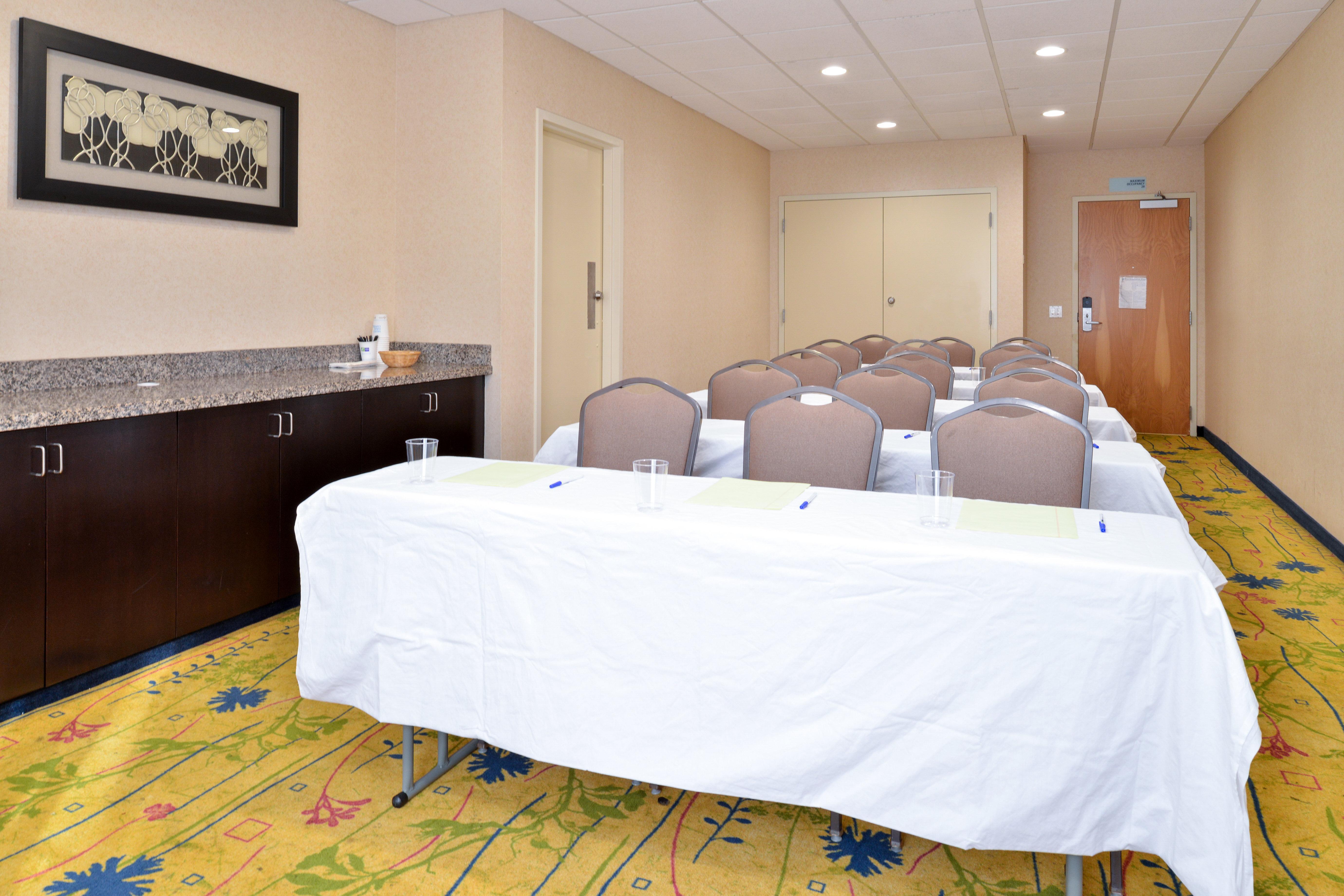 Hampton Inn & Suites קת'דרל סיטי מראה חיצוני תמונה
