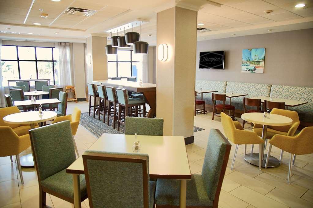 Hampton Inn & Suites קת'דרל סיטי מראה חיצוני תמונה
