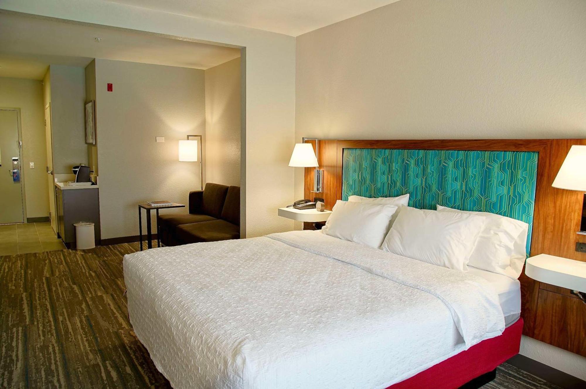 Hampton Inn & Suites קת'דרל סיטי מראה חיצוני תמונה