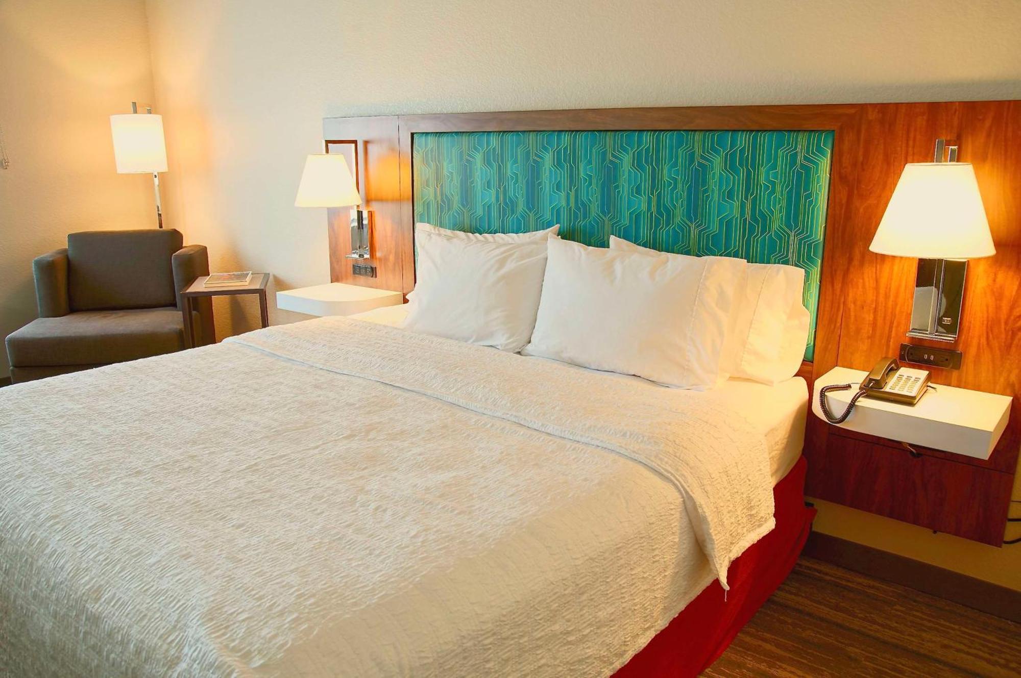 Hampton Inn & Suites קת'דרל סיטי מראה חיצוני תמונה